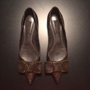Authentic Louis Vuitton flats